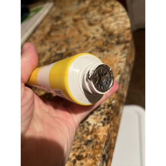 Hello Bello SPF 55 Mineral Sunscreen Lotion + Prebiotics 3 Oz EXP 2/2024 - Picture 5 of 5